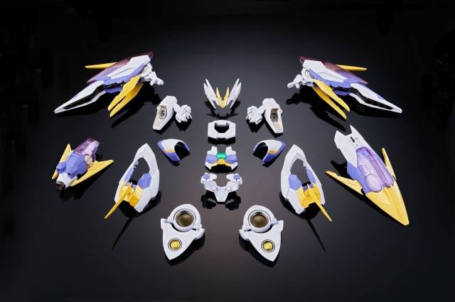 Chogokin Megaman X and Giga Armor X Kanetake Ebikawa Version S.H. Figuarts | Bandai Tamashii Nations | Mega man