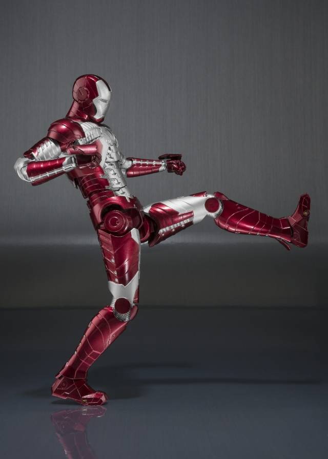 Iron Man Mark 5 and Hall of Armor Set S.H. Figuarts | Bandai Tamashii Nations | Marvel