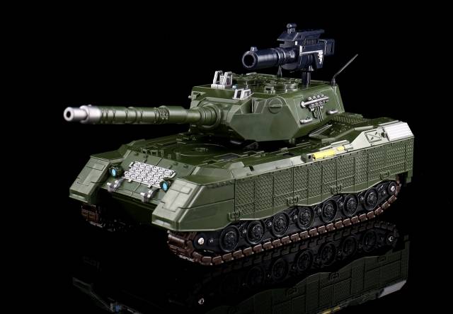 ZA-04 Uproar | Zeta Toys