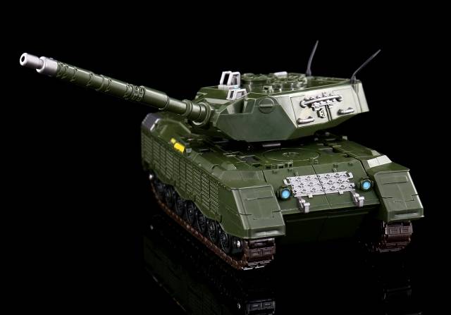 ZA-04 Uproar | Zeta Toys