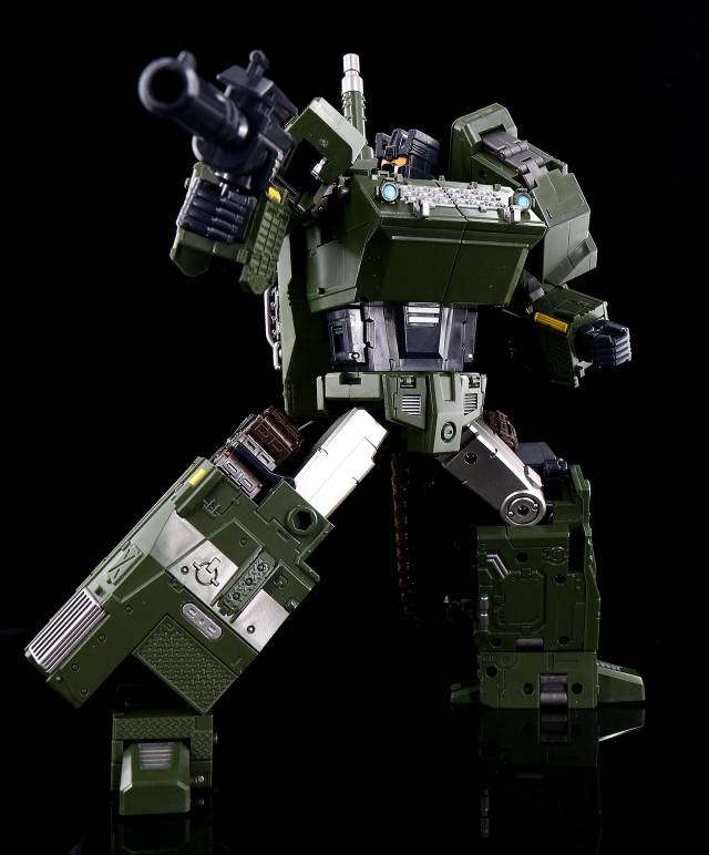 ZA-04 Uproar | Zeta Toys