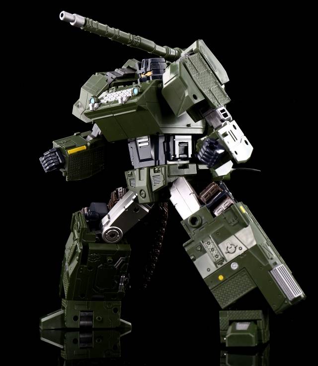 ZA-04 Uproar | Zeta Toys