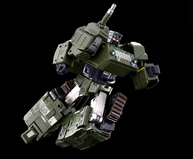 ZA-04 Uproar | Zeta Toys