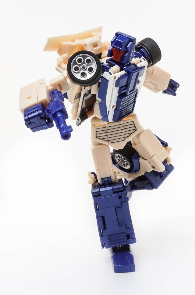 MX-13 Crackup | X-Transbots MasterX Monolith Combiner Berserkars