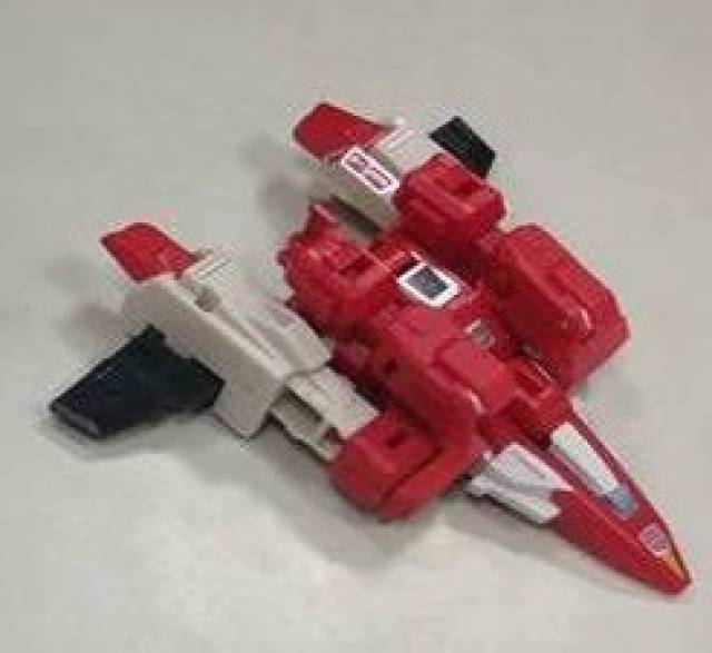 Wingspan with Cloudraker Limited Edition Exclusive Set Deluxe Class  | Transformers Generations Titans Return