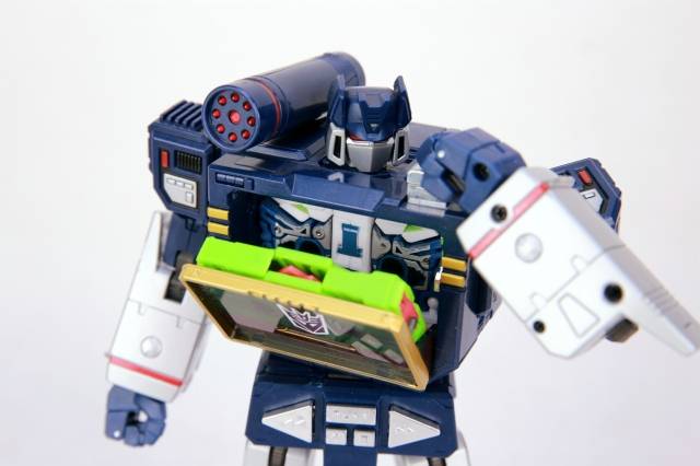 R-01 Durden and Barney | Robot Hero