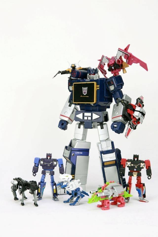 R-01 Durden and Barney | Robot Hero