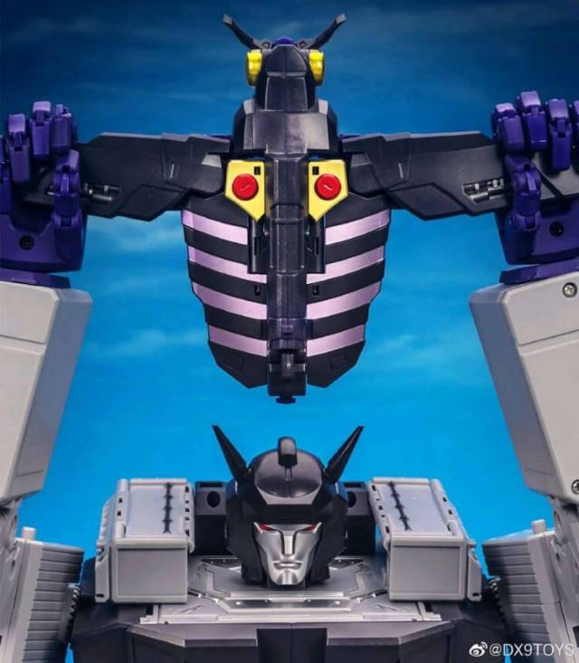 D14 Capone | DX9 Toys Attila Combiner
