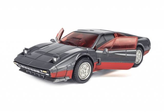 D16 Henry | DX9 Toys Attila Combiner