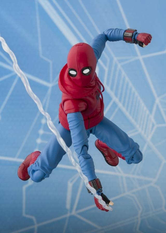 Spider-Man Homemade Suit Version and Tamashii Option Act Wall S.H. Figuarts | Bandai Tamashii Nations | Marvel