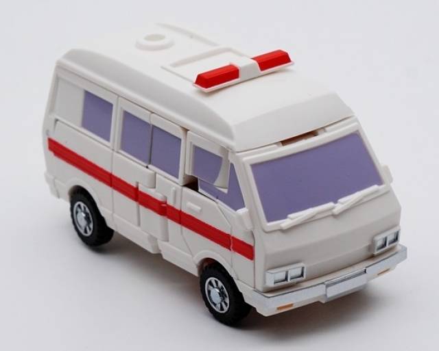 HS08 Ambulance | Hot Soldiers