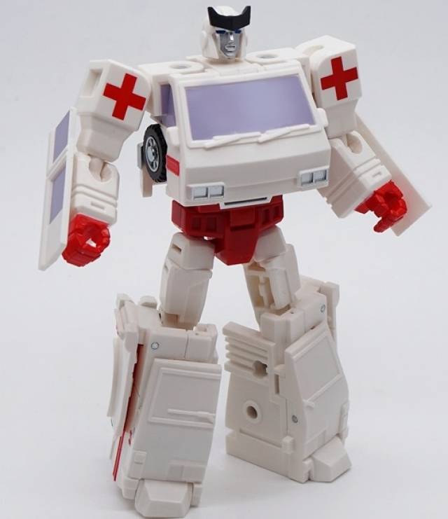 HS08 Ambulance | Hot Soldiers