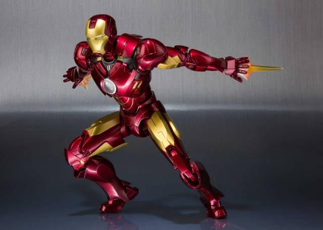 Iron Man Mark 4 and Hall of Armor S.H. Figuarts | Bandai Tamashii Nations | Marvel