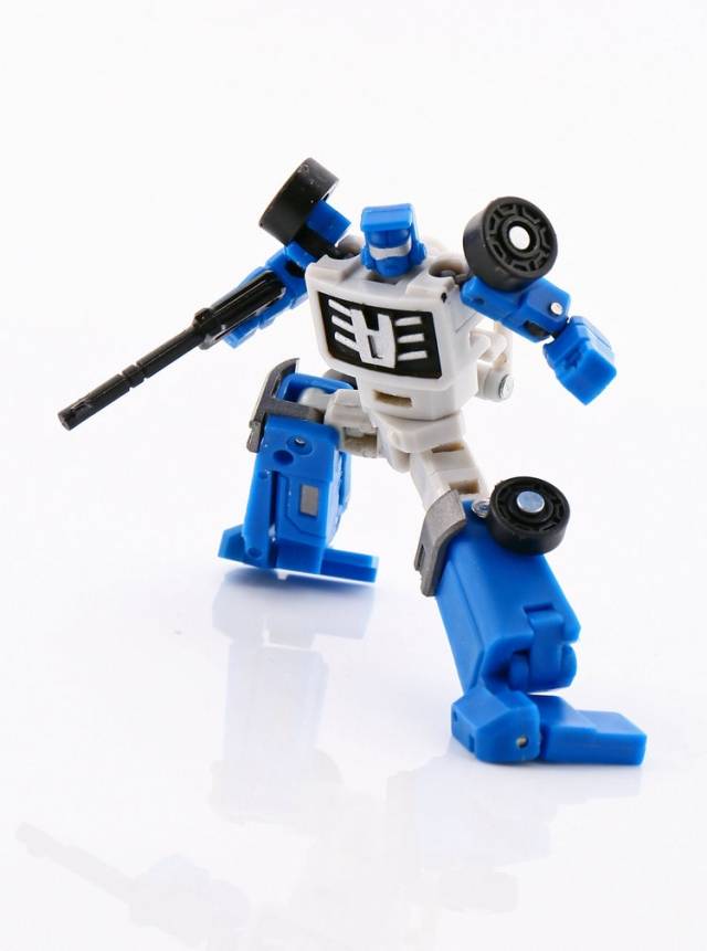MS-B03 Four Wheel Drive | Magic Square