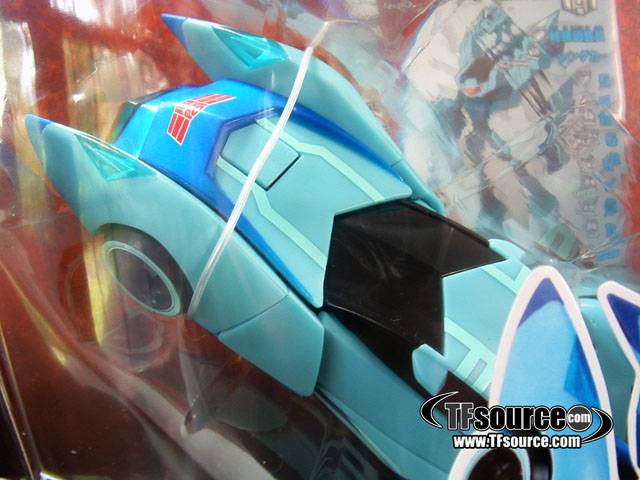 TA30 Autobot Blurr | Japanese Transformers Animated