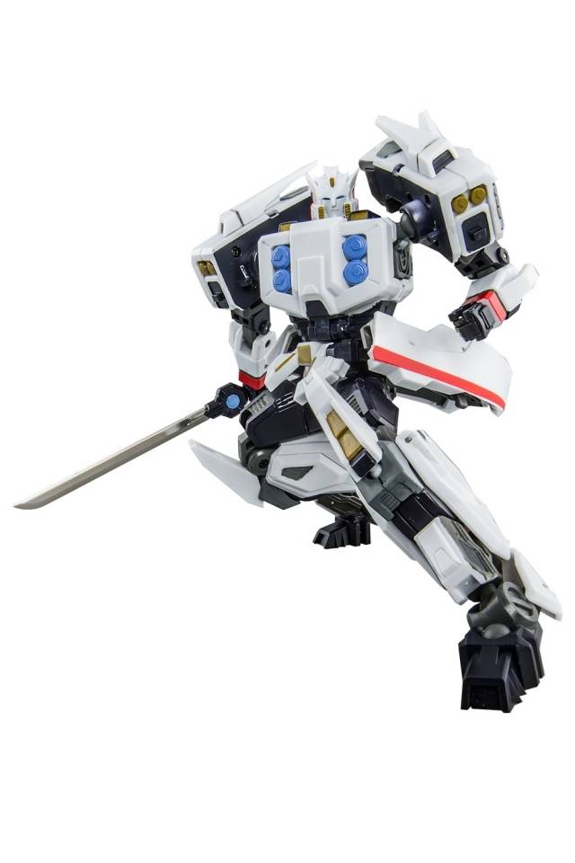 R-32 Stray | Mastermind Creations | Reformatted