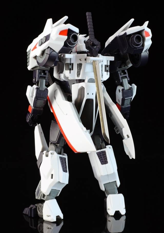 R-32 Stray | Mastermind Creations | Reformatted