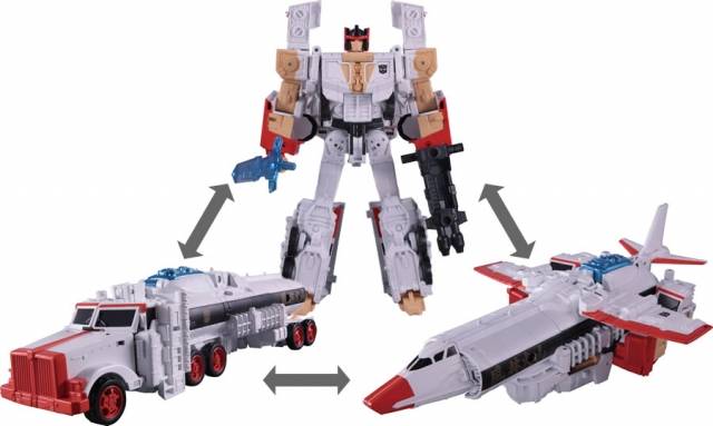 Optimus Prime Ryu and Megatron M. Bison | Transformers Street Fighter 2 | Transformers Collaborative