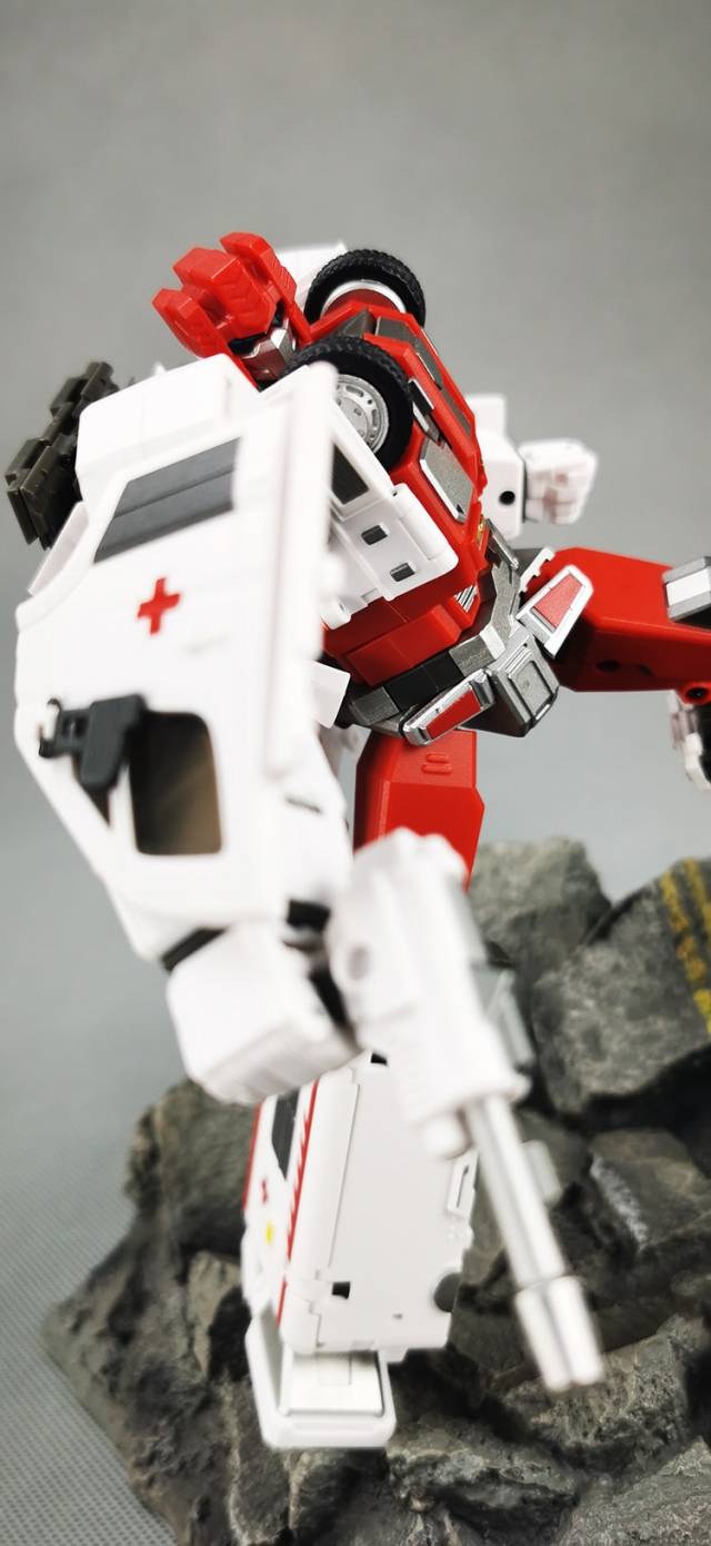GT-08C Bulance | Generation Toy Guardian Combiner