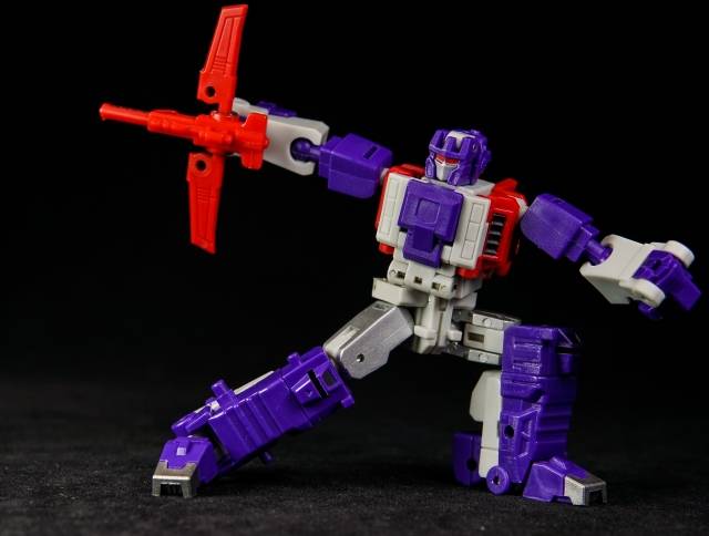 YM04 No Minds and Unhappy | Unique Toys | Palm Collection