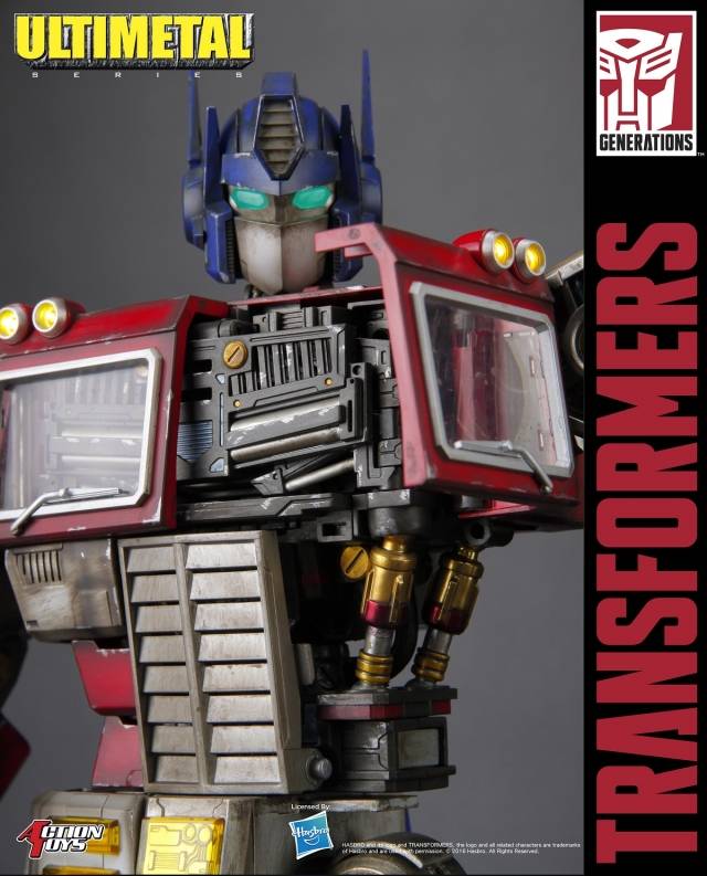 UM-01B Optimus Prime Battle Damaged Version 17-inch Figure | Transformers Ultimetal