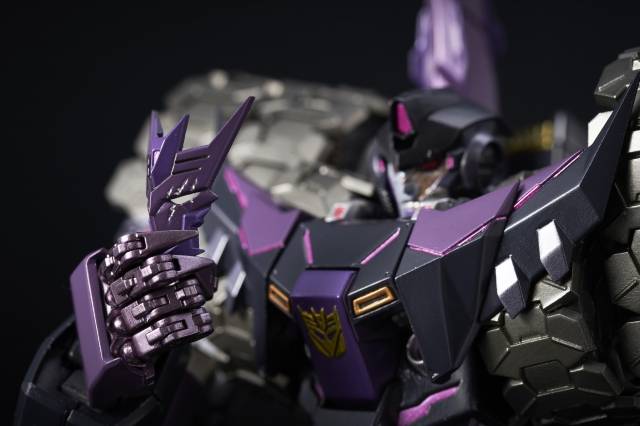 02 Tarn | Transformers Kuro Kara Kuri | Flame Toys
