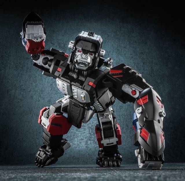 GT-10 Gorilla BW | Generation Toy