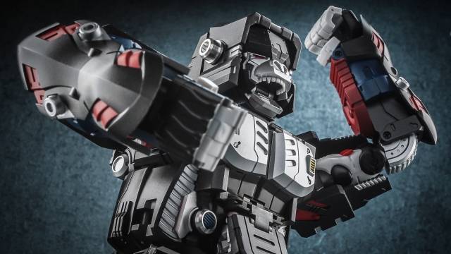GT-10 Gorilla BW | Generation Toy