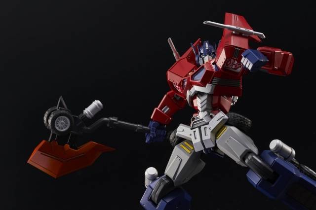 01 Optimus Prime Attack Mode Model Kit | Transformers Furai Model | Flame Toys
