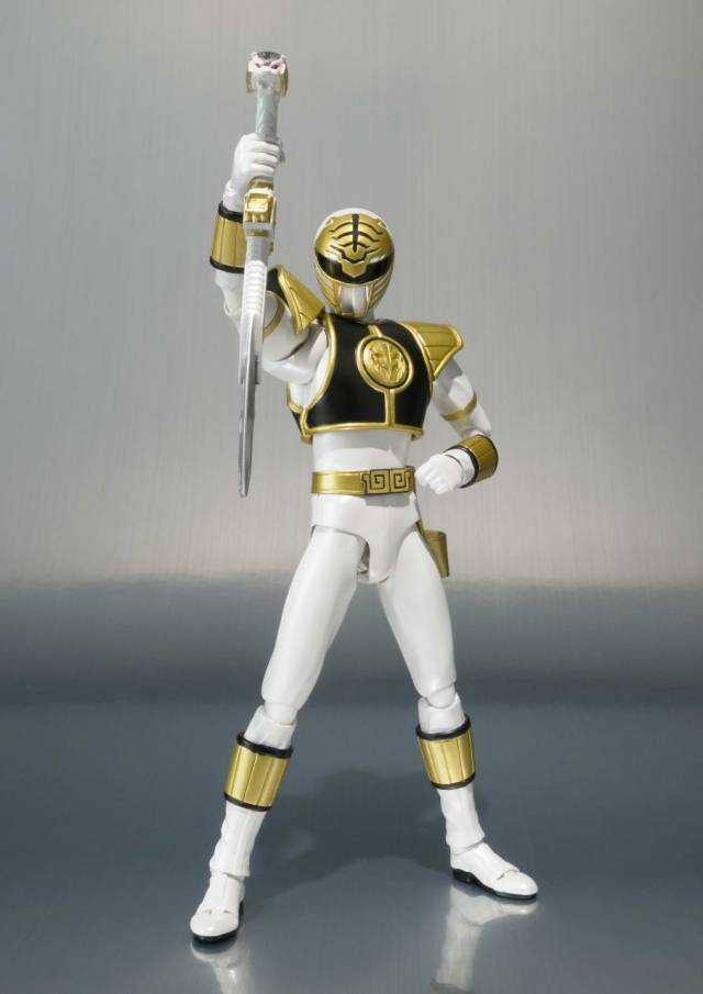 White Ranger | The Loyal Subjects Action Vinyls | MMPR Mighty Morphin Power Rangers