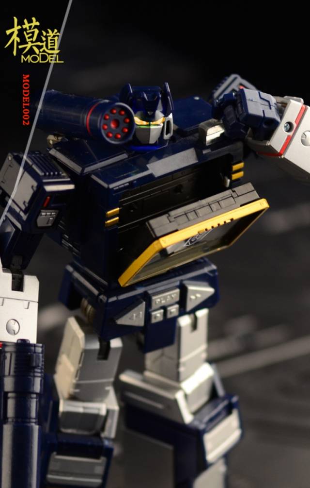 Model-002 MP-13 Masterpiece Soundwave Upgrade Kit | Model | Upgrade Kit