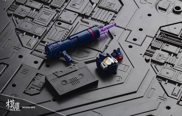 Model-002 MP-13 Masterpiece Soundwave Upgrade Kit | Model | Upgrade Kit