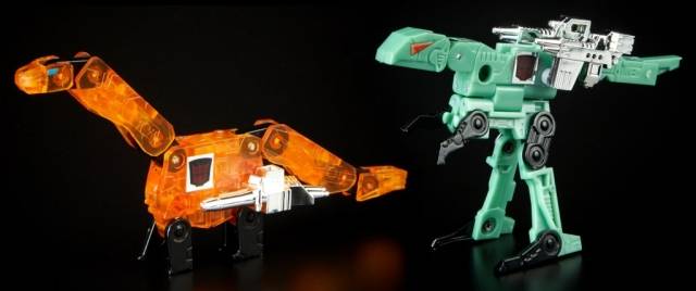 19 Bumblebee VOL. 1 Retro Rock Garage SDCC Exclusive | Transformers Studio Series