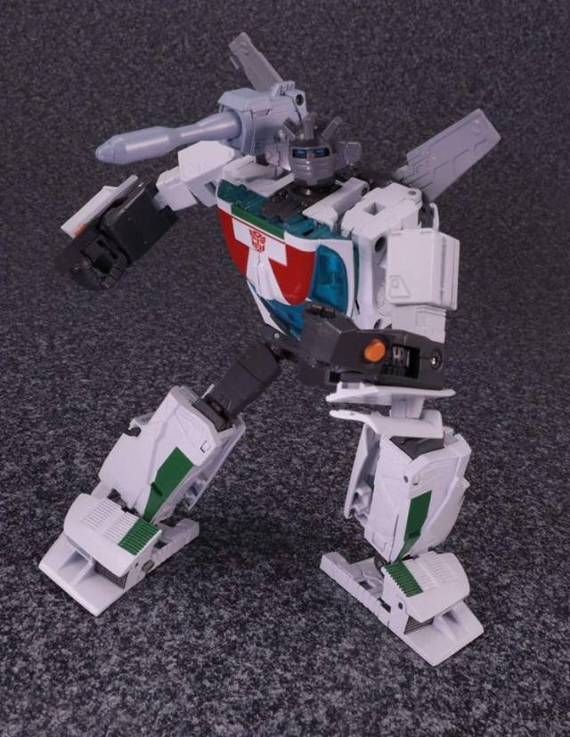 MP-20+ Wheeljack Anime Version | Transformers Masterpiece