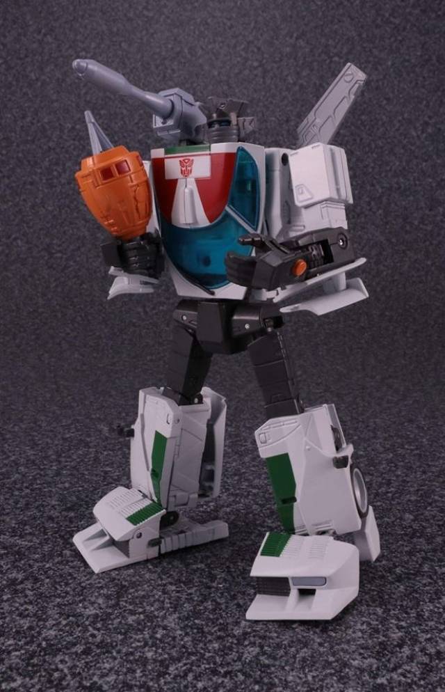 MP-20+ Wheeljack Anime Version | Transformers Masterpiece