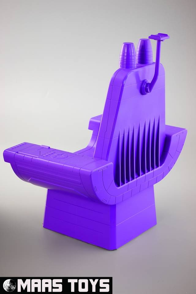 MA-001 Tyrant Throne | Maas Toys
