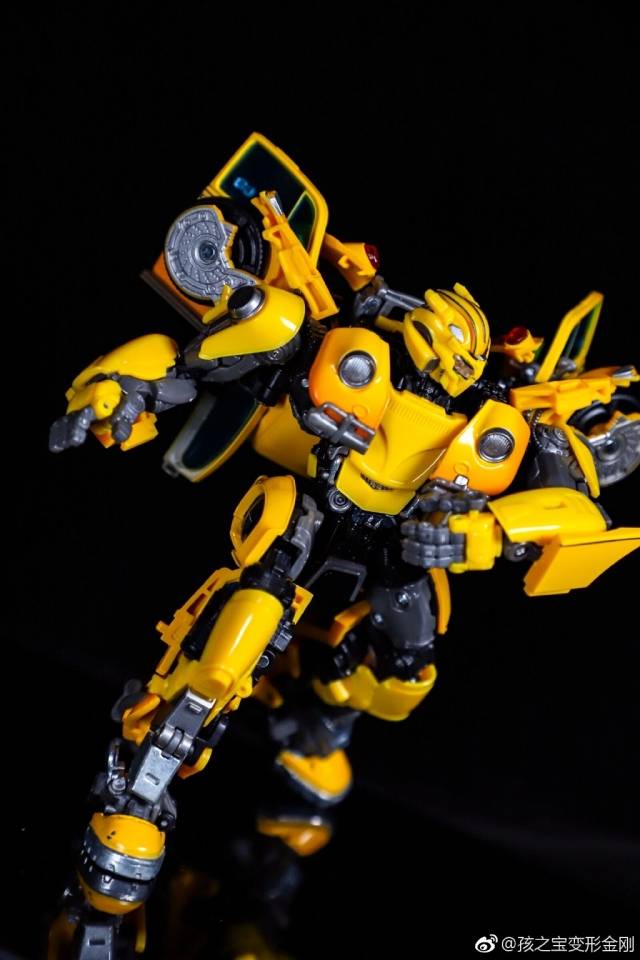 MPM-7 Bumblebee | Transformers Masterpiece Movie Series