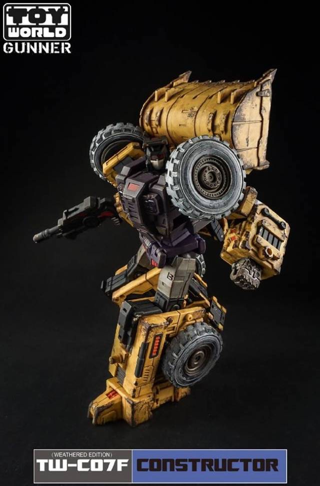 TW-C07F Yellow Constructor Weathered Edition Limited Edition Gift Set | Toyworld