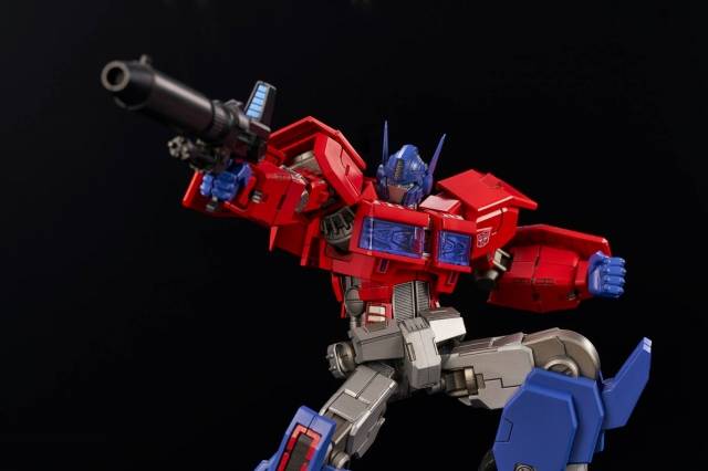03 Optimus Prime IDW Version Model Kit | Transformers Furai Model | Flame Toys