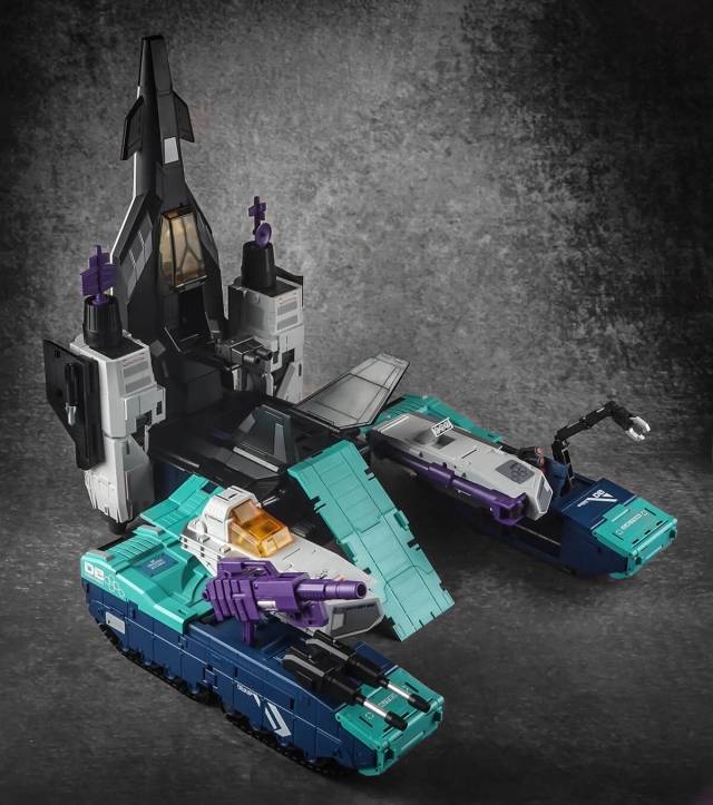 MB-08 Double Evil | Fans Hobby