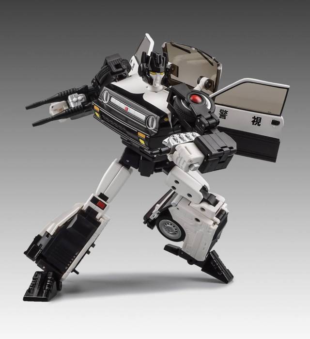 MX-17T Taiho | X-Transbots