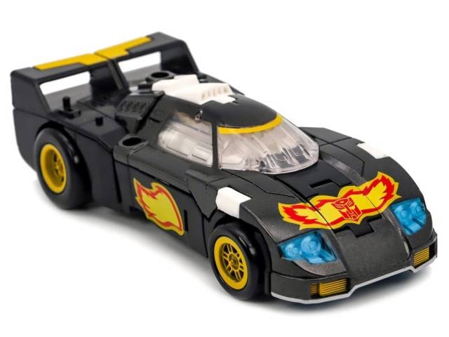 Ricochet Stepper Deluxe Class | Transformers Generations Power of the Primes