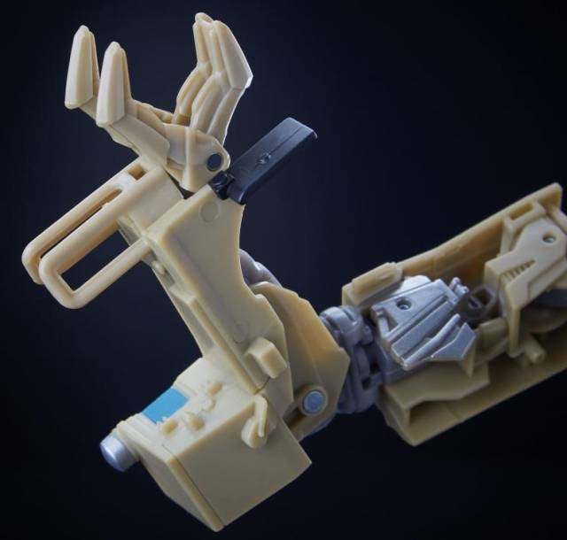 33 Bonecrusher Voyager Class | Transformers Studio Series | Transformers: The Movie