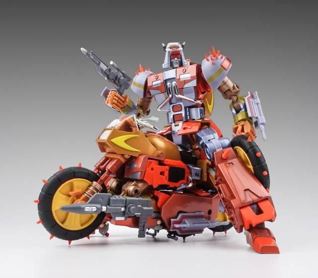 Dumpyard Metallic Version EAVI Metal Phase 6B | KFC Toys
