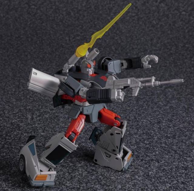 MP-18+ Bluestreak Anime Version | Transformers Masterpiece