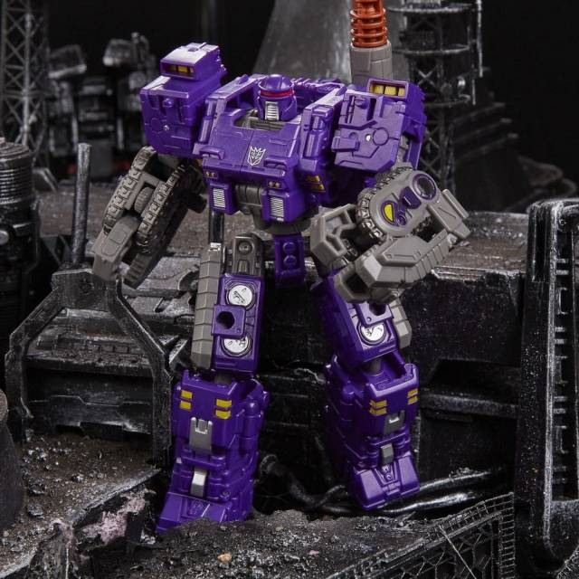 WFC-S37 Brunt Weaponizer Deluxe Class | Transformers Generations War for Cybertron Siege Chapter