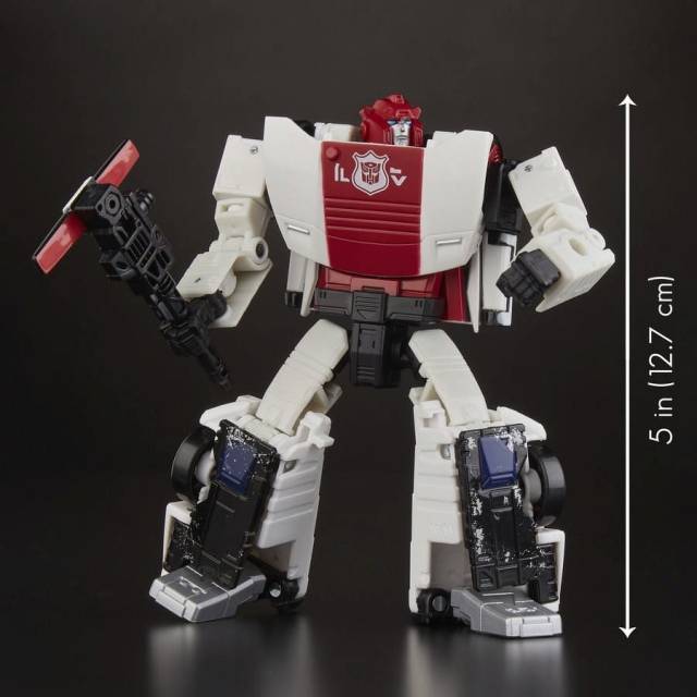 WFC-S35 Red Alert Deluxe Class | Transformers Generations War for Cybertron Siege Chapter
