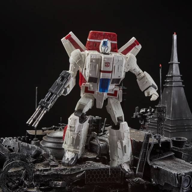 WFC-S28 Jetfire Commander Class | Transformers Generations War for Cybertron Siege Chapter