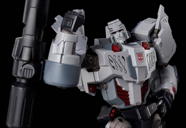 06 Megatron IDW Version Model Kit | Transformers Furai Model | Flame Toys