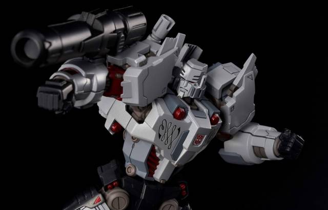 06 Megatron IDW Version Model Kit | Transformers Furai Model | Flame Toys